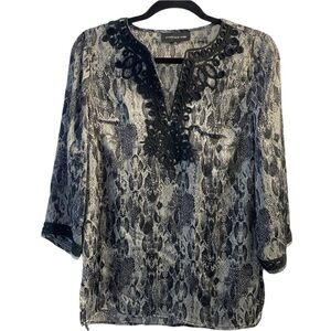 Jones New York Snake Print Blouse Light Silky Feel Embroidered Size Small